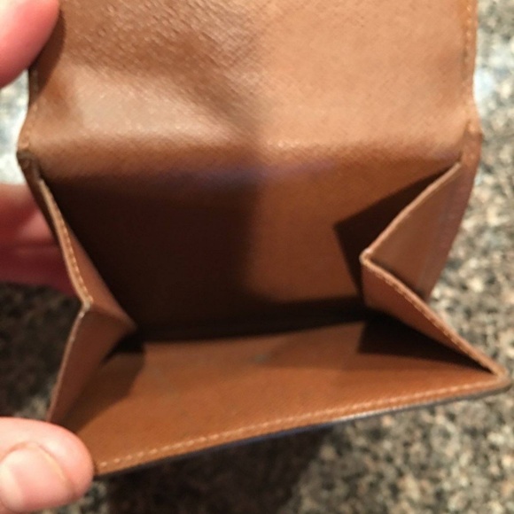 Louis Vuitton Monogram Elise Wallet - Picture 3 of 6